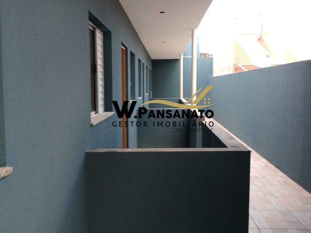 Prédio com 45m², à venda, no bairro Jardim Pinheirinho em Embu das Artes