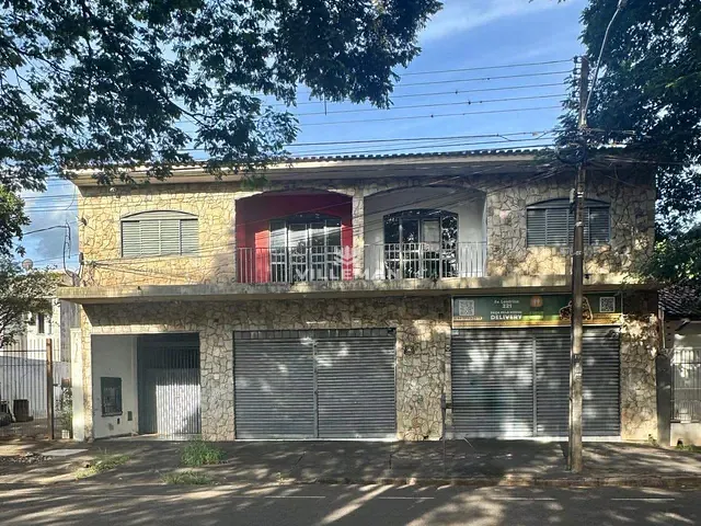 Prédio com 560m², à venda, no bairro Zona 08 em Maringá