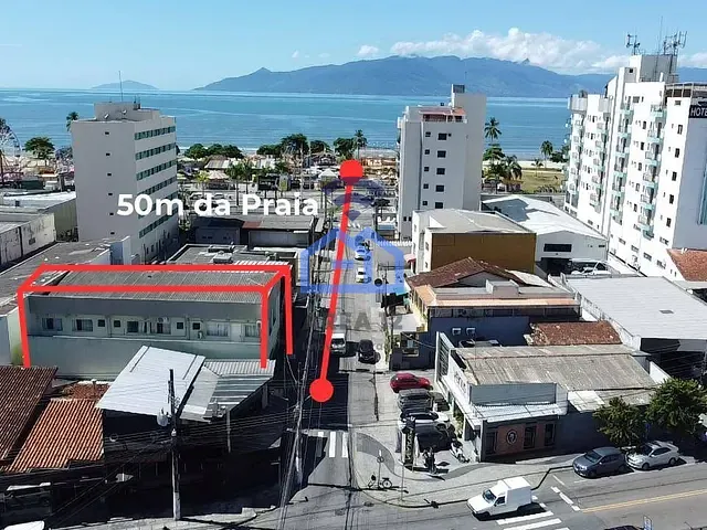 Prédio com 300m², à venda, no bairro Centro em Caraguatatuba