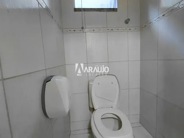 Prédio para alugar, no bairro Cordeiros em Itajaí