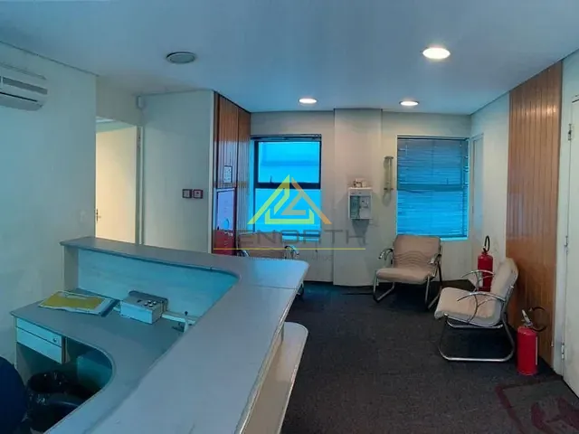 Prédio com 901m², para alugar, no bairro Vila Clementino em São Paulo