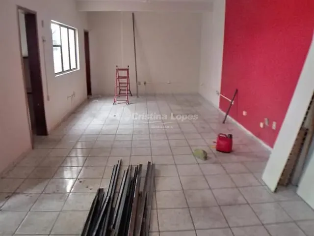 Prédio à venda, no bairro Nossa Senhora das Graças em Teresina