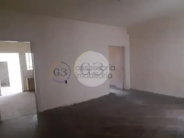 Prédio à venda, no bairro Centro em Pelotas