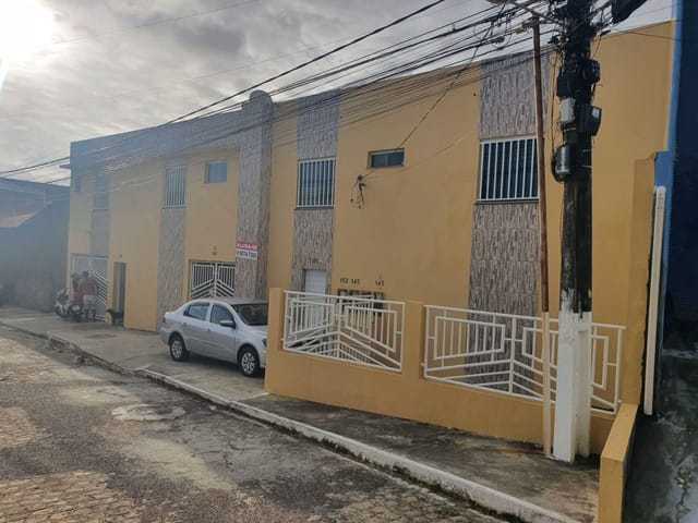 Prédio com 1048m², à venda, no bairro Atalaia em Aracaju