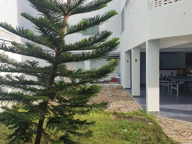 Prédio com 1048m², à venda, no bairro Atalaia em Aracaju