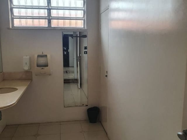 Prédio com 1048m², à venda, no bairro Atalaia em Aracaju