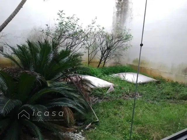 Prédio com 400m², à venda ou para alugar, no bairro Independência em Taubaté