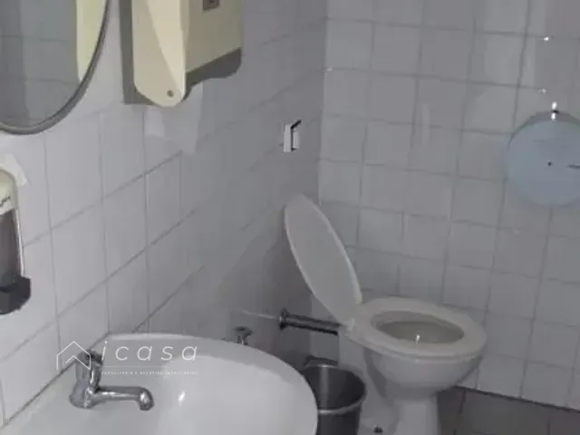 Prédio com 400m², à venda ou para alugar, no bairro Independência em Taubaté