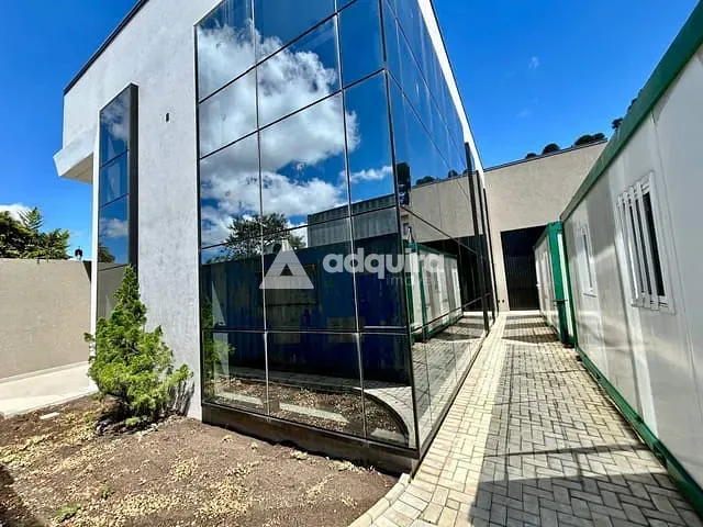 Prédio com 600m², à venda, no bairro Uvaranas em Ponta Grossa