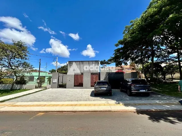 Prédio com 600m², à venda, no bairro Uvaranas em Ponta Grossa