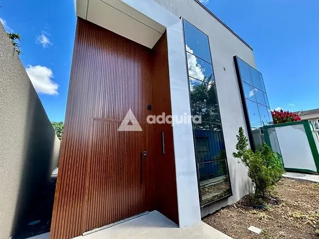 Prédio com 600m², à venda, no bairro Uvaranas em Ponta Grossa