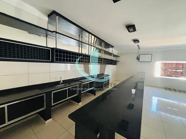Prédio com 293m², à venda ou para alugar, no bairro Centro em Araraquara