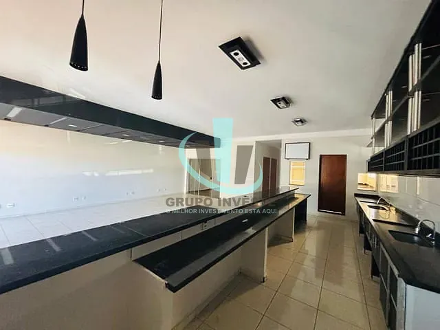 Prédio com 293m², à venda ou para alugar, no bairro Centro em Araraquara