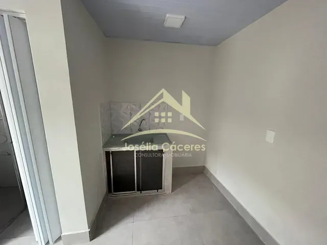 Prédio com 200m², à venda, no bairro Novo Terceiro em Cuiabá