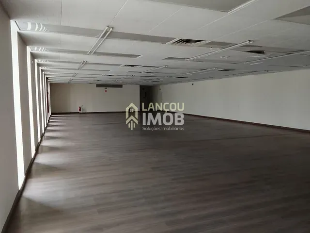 Prédio para alugar, no bairro Centro em Jundiaí