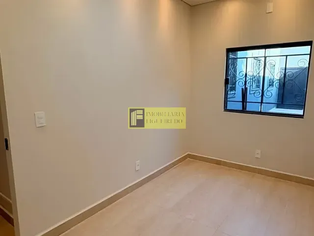 Prédio com 300m², para alugar, no bairro Vila Redentora em São José do Rio Preto