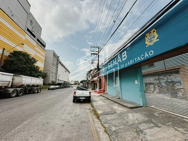 Prédio à venda, no bairro Coqueiro em Ananindeua