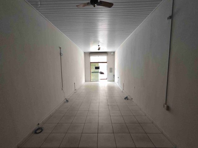Prédio para alugar, no bairro Centro em Fernandópolis