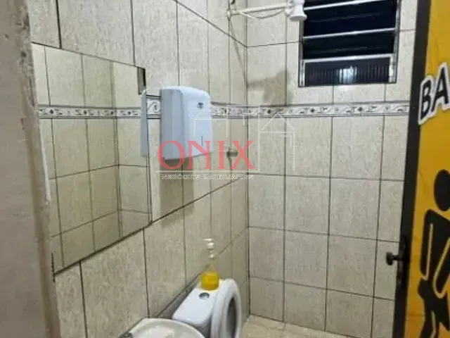 Prédio com 230m², à venda, no bairro Jundiapeba em Mogi das Cruzes