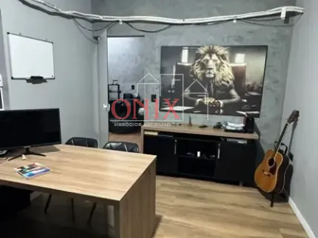 Prédio com 230m², à venda, no bairro Jundiapeba em Mogi das Cruzes