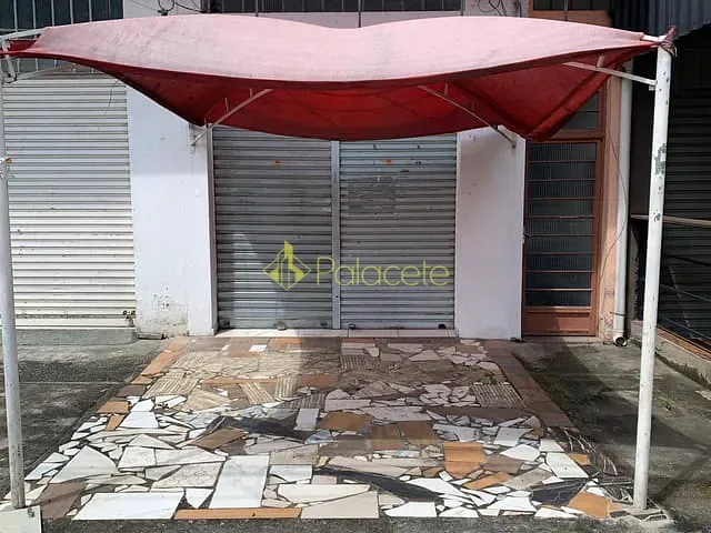 Prédio com 300m², à venda, no bairro Loteamento João Tamborindeguy Fernandes em Pindamonhangaba