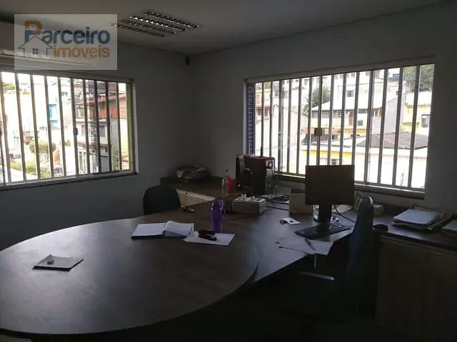 Prédio com 472m², à venda ou para alugar, no bairro Jardim Maringá em São Paulo