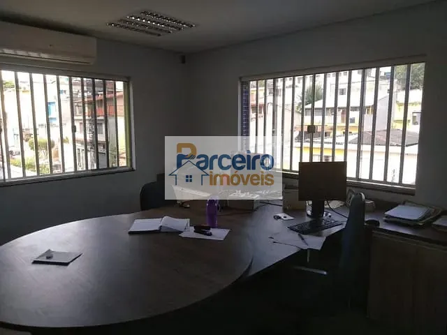 Prédio com 472m², à venda ou para alugar, no bairro Jardim Maringá em São Paulo