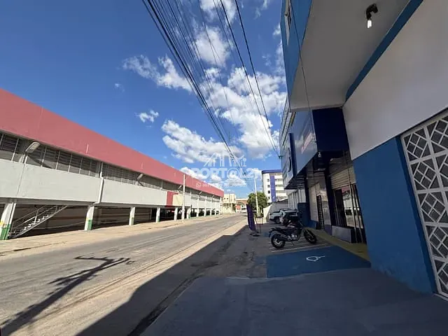 Prédio com 200m², à venda, no bairro Atrás da Banca em Petrolina