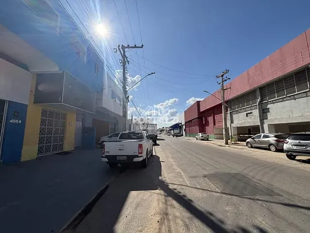 Prédio com 200m², à venda, no bairro Atrás da Banca em Petrolina