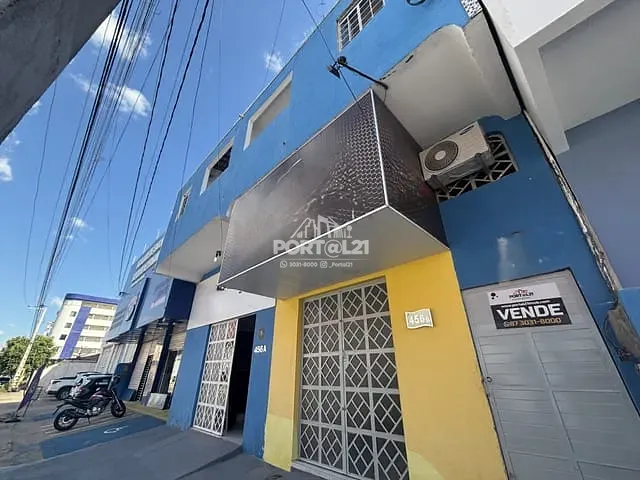 Prédio com 200m², à venda, no bairro Atrás da Banca em Petrolina