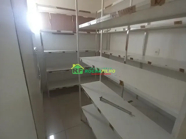 Prédio com 187m², para alugar, no bairro Vermelha em Teresina