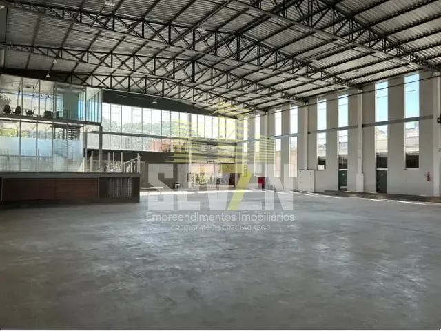 Prédio com 1361m², à venda ou para alugar, no bairro Centro em Bauru