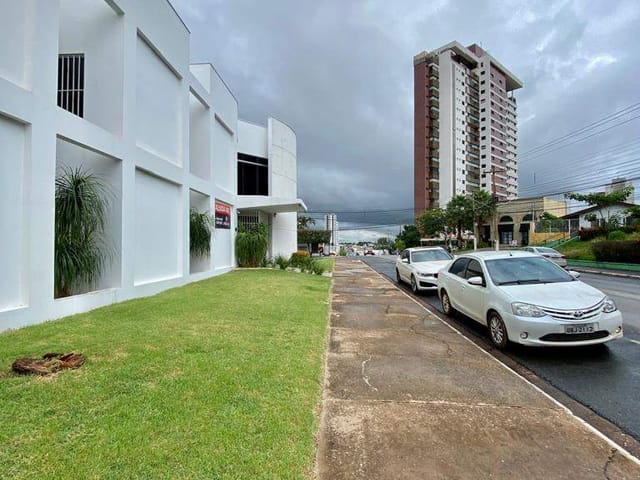 Foto do Prédio - Prédio Comercial para venda e locação com 3 pavimentos, 11 salar e 15 vagas de garagem no Jardim Cuiabá, Cuiabá, MT | Intelligence Imóveis