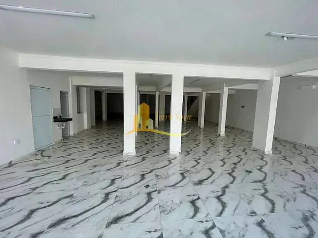 Prédio com 300m², para alugar, no bairro Tupi em Praia Grande