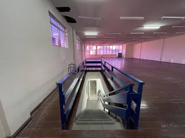 Prédio para alugar, no bairro Pina em Recife