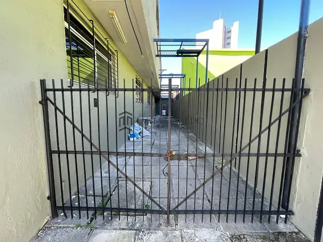 Prédio para alugar, no bairro Pina em Recife