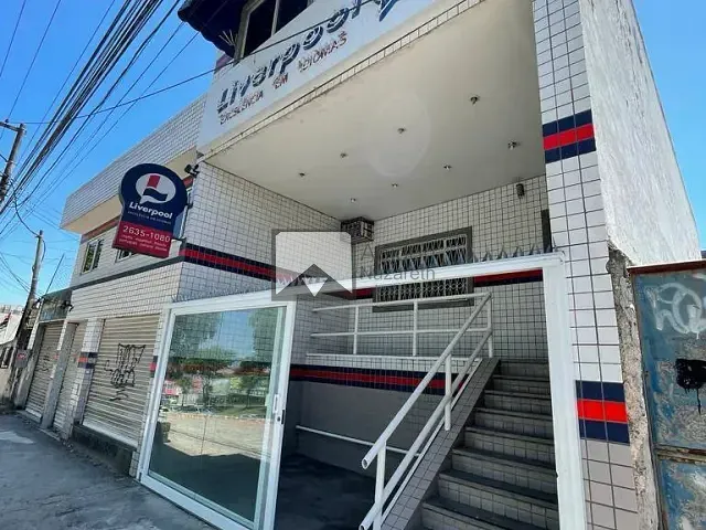 Prédio à venda, no bairro Centro em Itaboraí