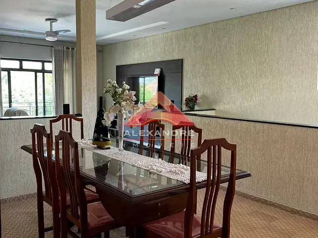 Prédio com 382m², à venda, no bairro Vila Tesouro em São José dos Campos
