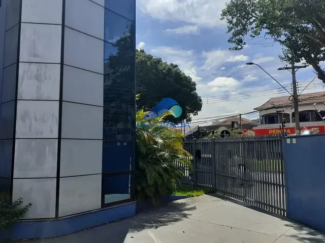 Prédio com 379m², à venda, no bairro Jardim das Indústrias em São José dos Campos