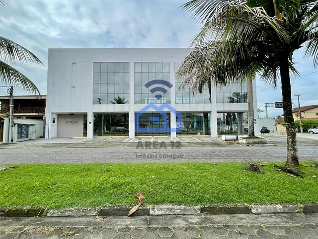 Prédio com 722m², para alugar, no bairro Indaiá em Caraguatatuba