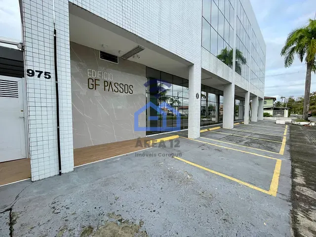 Prédio com 722m², para alugar, no bairro Indaiá em Caraguatatuba