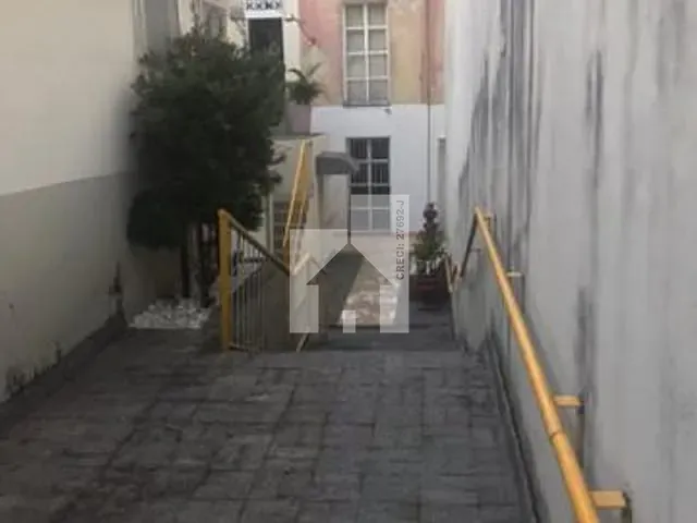 Prédio com 300m², à venda, no bairro Vila Boaventura em Jundiaí