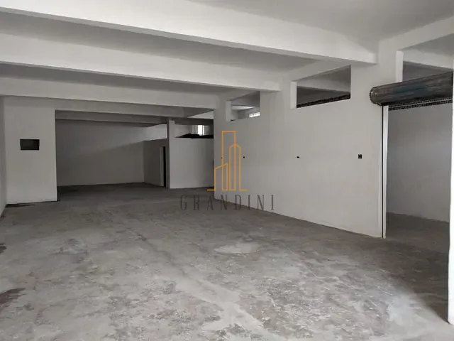 Prédio com 250m², à venda, no bairro Vila América em Mauá