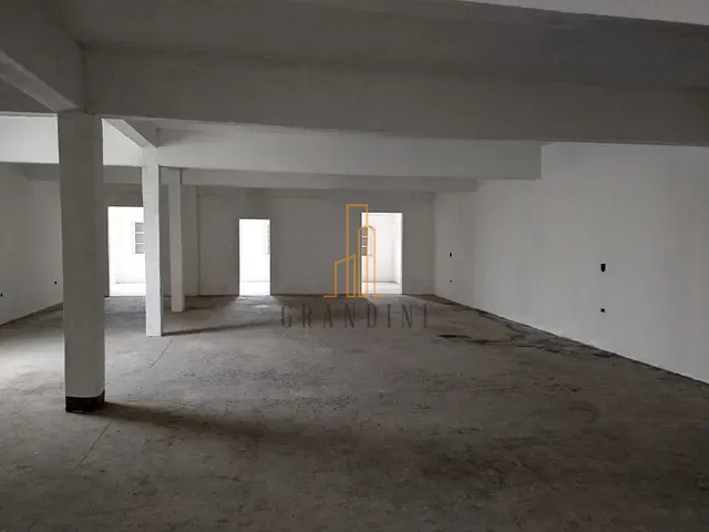 Prédio com 250m², à venda, no bairro Vila América em Mauá