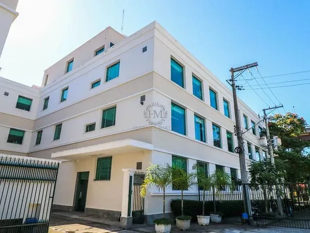 Prédio com 5800m², à venda, no bairro São Cristóvão em Rio de Janeiro