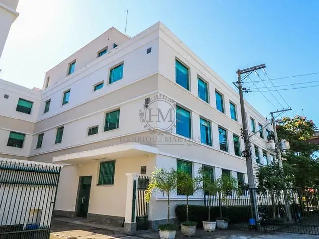Prédio com 5800m², à venda, no bairro São Cristóvão em Rio de Janeiro