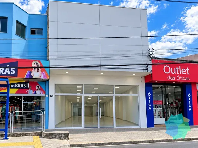 Prédio com 298m², para alugar, no bairro Centro em Salto