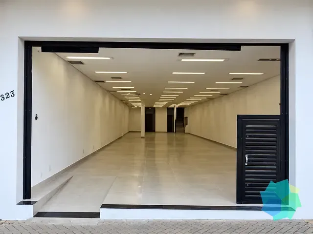 Prédio com 298m², para alugar, no bairro Centro em Salto