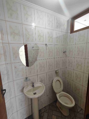 Prédio para alugar, no bairro Centro em Fernandópolis