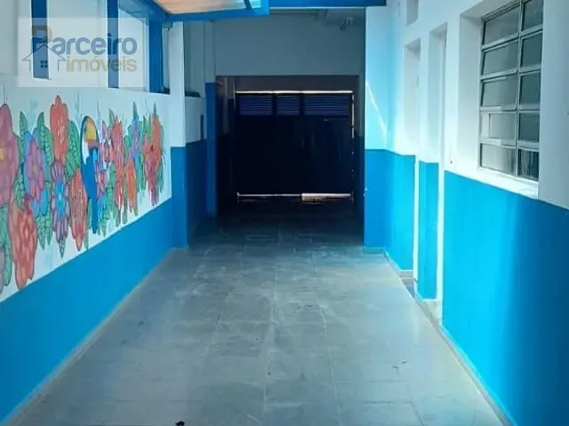 Prédio para alugar, no bairro Penha de França em São Paulo